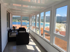 2 bedrooms appartement at Laxe 80 m away from the beach with sea view and furnished terrace